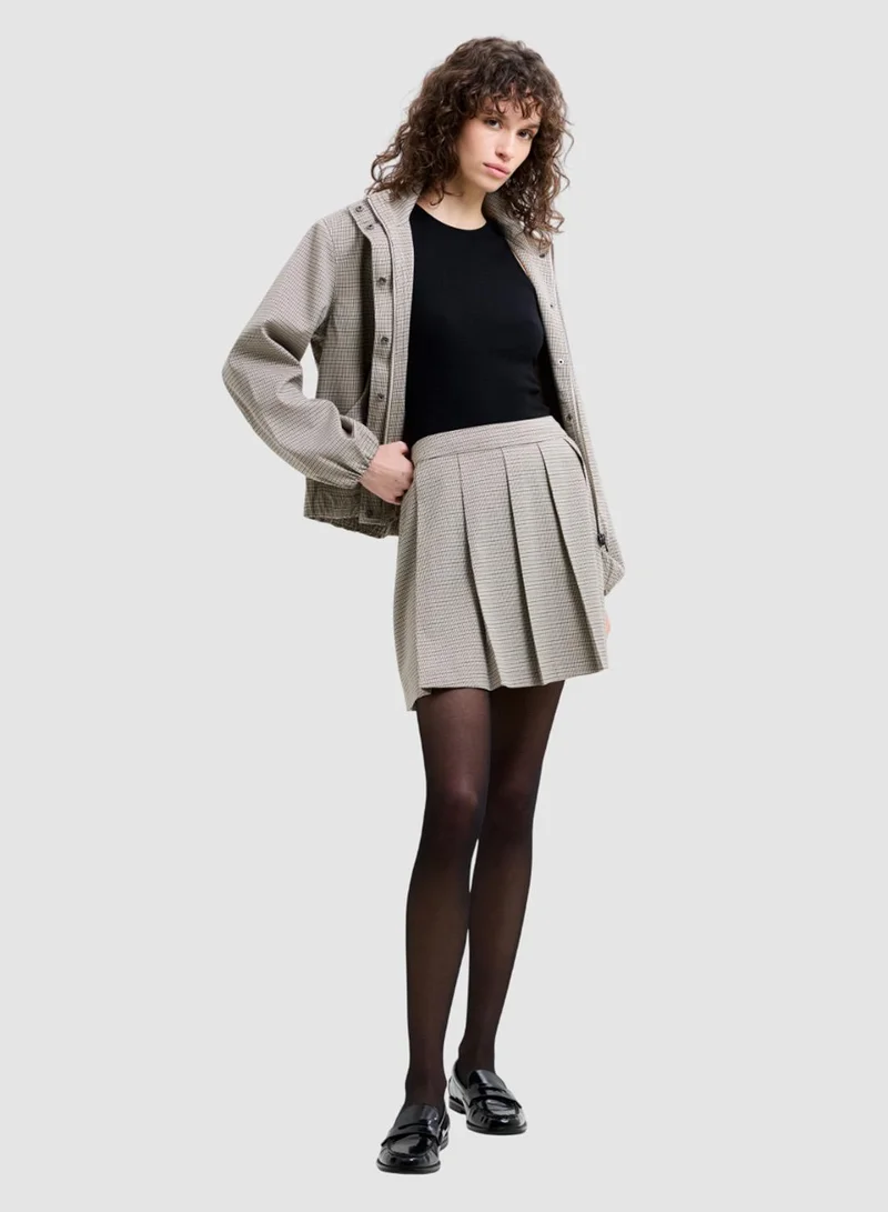 فرنش كونكشن Shayla Pleated Mini Skirt